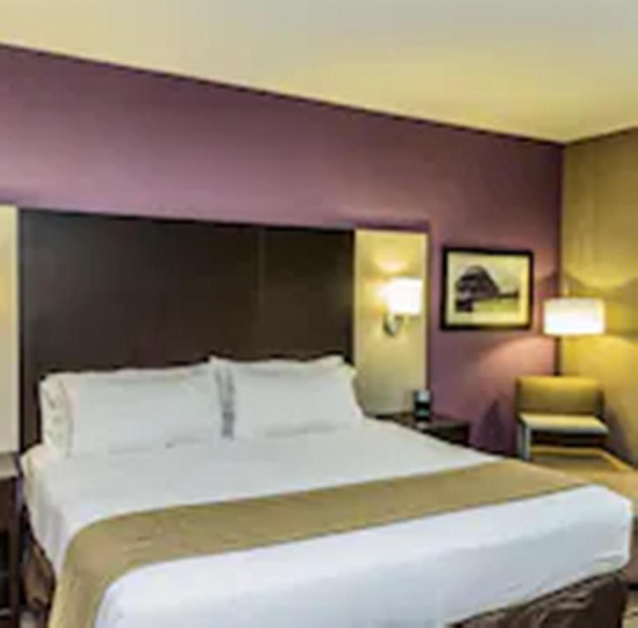 Holiday Inn Express & Suites Cheektowaga North East By Ihg Buitenkant foto