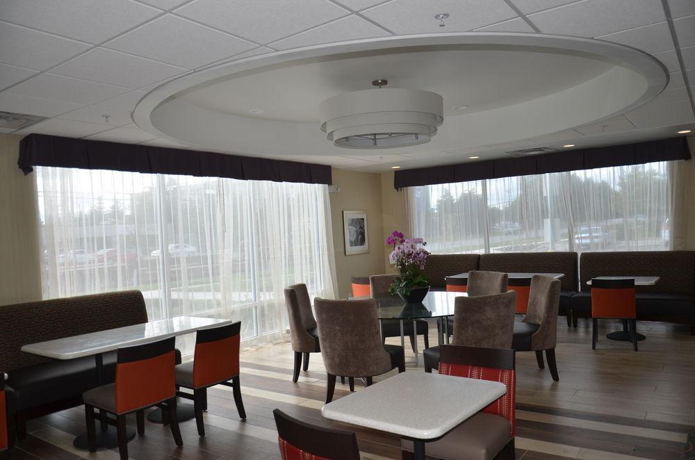 Holiday Inn Express & Suites Cheektowaga North East By Ihg Buitenkant foto