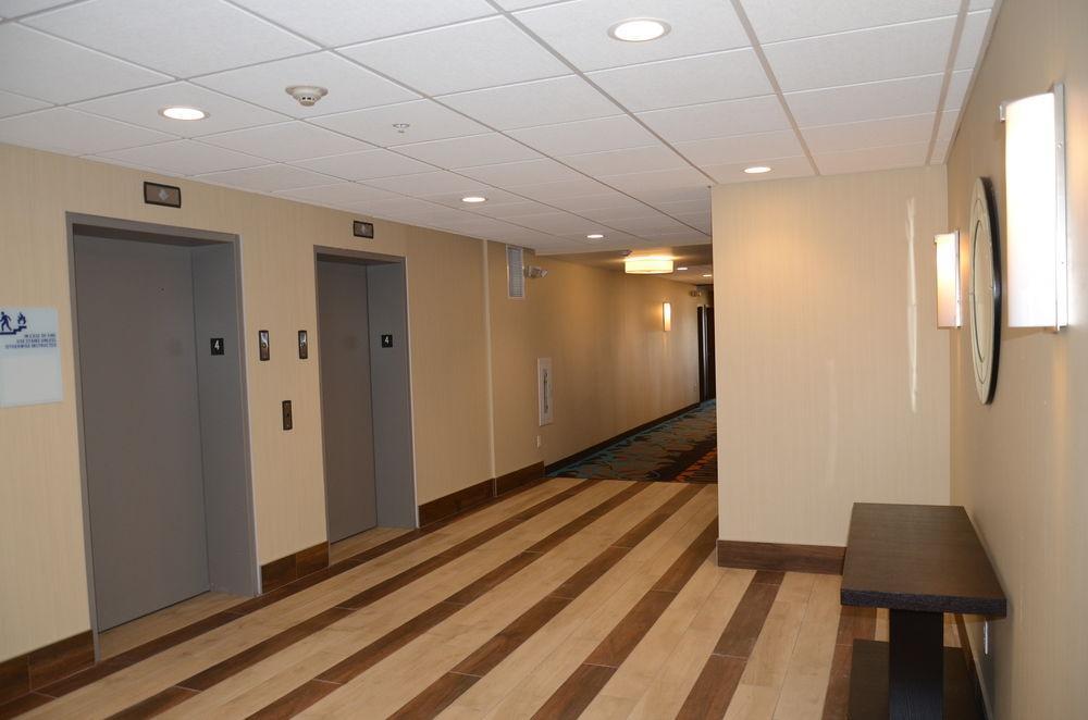 Holiday Inn Express & Suites Cheektowaga North East By Ihg Buitenkant foto